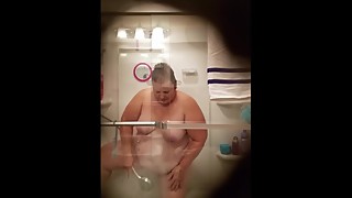 Wisconsin Wife Chrissy Shower Show. 11-27-2017