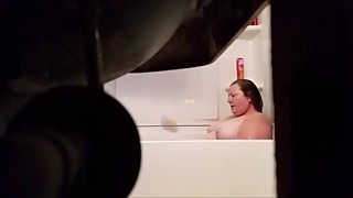 Wisconsin Wife Chrissy washing her fat body