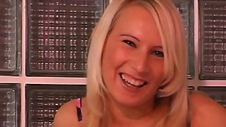 Amateur Milf anal and facial shot in her bathroom